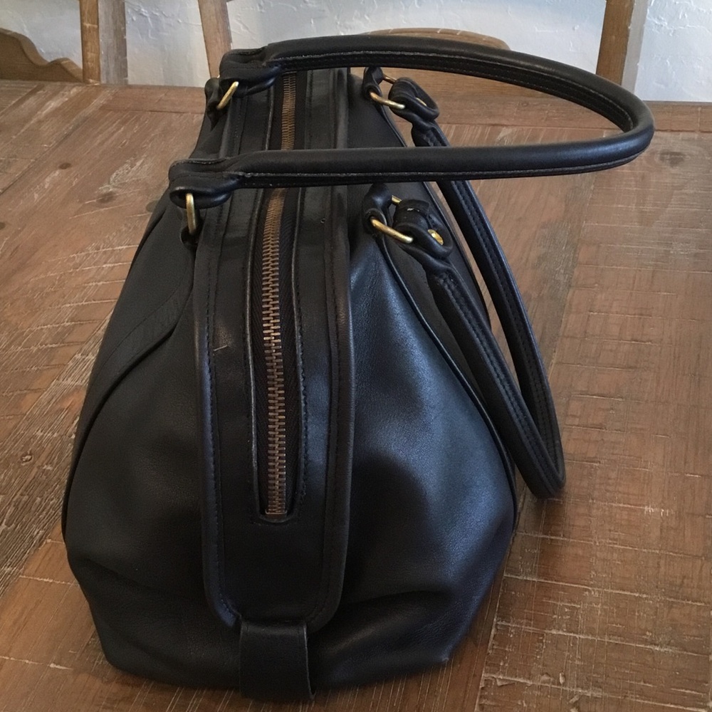 Vintage Coach Bag Soft Satchel Black Leather Doctors Bag with Gold Hardware - Picture 3 of 12